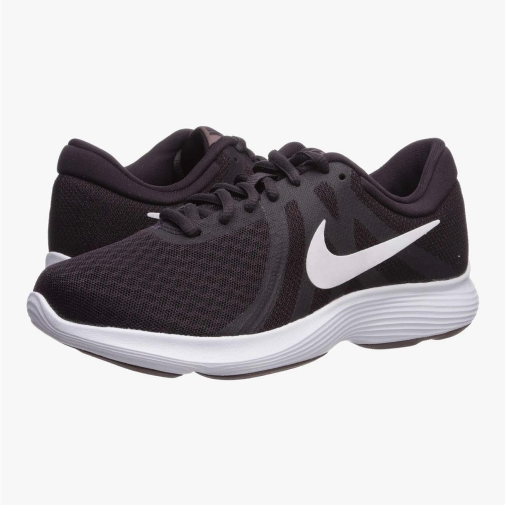 Nike Black and White Running Shoes